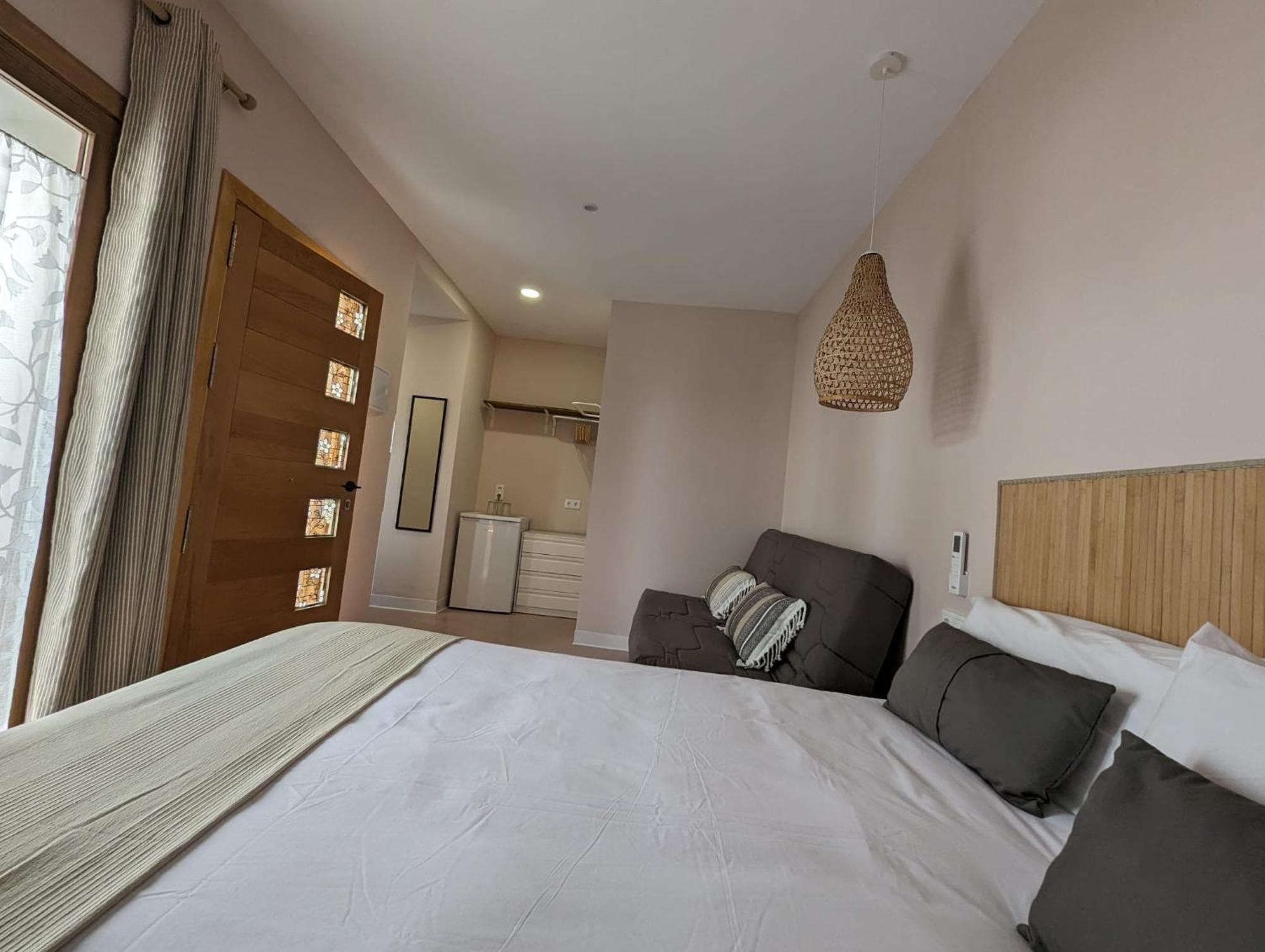 Mina32 By 7Escalones Apartment โรตา ภายนอก รูปภาพ